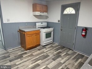 408 Buttonwood St in Delanco, NJ - Building Photo - Building Photo