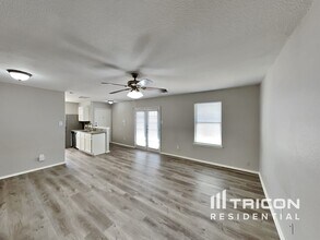 22823 Sugar Bear Dr in Spring, TX - Building Photo - Building Photo