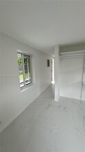 2481 NW 97th St in Miami, FL - Building Photo - Building Photo