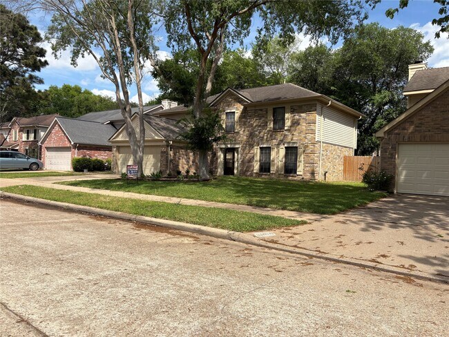 3310 Mulberry Hill Ln in Houston, TX - Building Photo - Building Photo