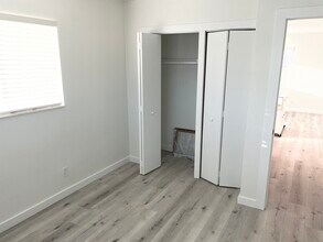 4911 NE 19th Ave, Unit Unit 4 in Fort Lauderdale, FL - Building Photo - Building Photo