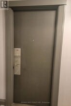 3600 Hwy 7 W in Vaughan, ON - Building Photo - Building Photo