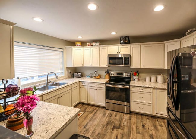 property at 812 12th Ave W