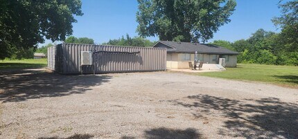 15901 S Meridian Ave in Oklahoma City, OK - Building Photo - Building Photo