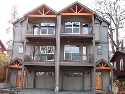 property at 1523 Lincoln St