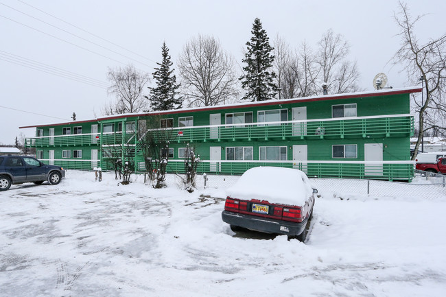 111 Muldoon Rd in Anchorage, AK - Building Photo - Building Photo