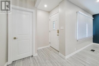 75 Bayview Dr in St Catharines, ON - Building Photo - Building Photo