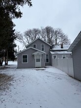 51 W 14th St in Clintonville, WI - Building Photo - Building Photo