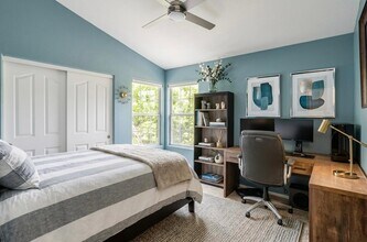 13256 W Wilshire Dr in Goodyear, AZ - Building Photo - Building Photo