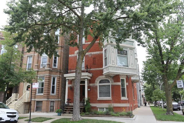 3358 N Seminary Ave, Unit A05C