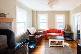 21 Congdon Ave in Newport, RI - Building Photo - Building Photo