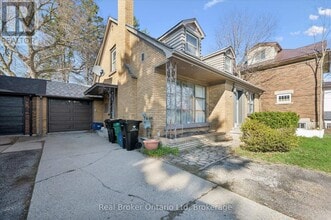 68 Highland Rd W in Kitchener, ON - Building Photo - Building Photo