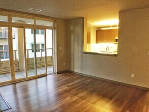 1530 NW Market St in Seattle, WA - Building Photo - Building Photo
