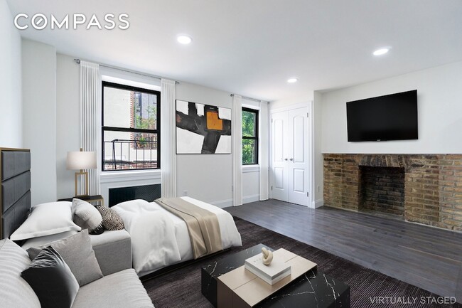 property at 400 E 9th St