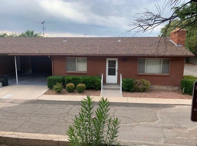 property at 660 S 400 E