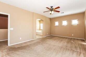 16142 W Banff Ln, Unit 174 in Surprise, AZ - Building Photo - Building Photo