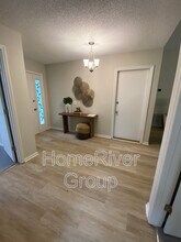 2238 Tinder Ct in Land O Lakes, FL - Foto de edificio - Building Photo
