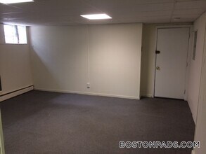 15 Glenville Ave, Unit B3 in Boston, MA - Building Photo - Building Photo