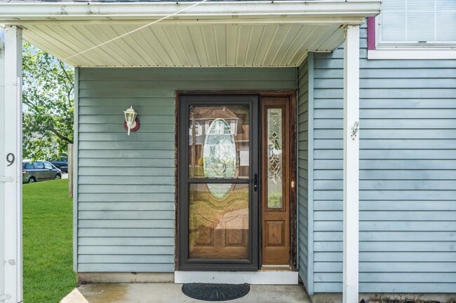 6 Cattail Dr in Howell, NJ - Building Photo - Building Photo