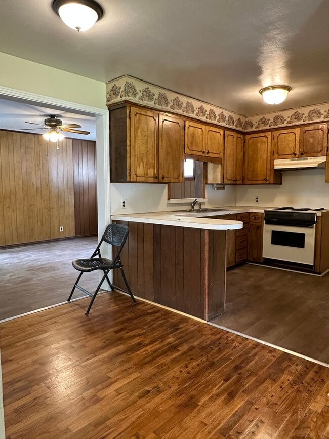 305 Mills St in North Little Rock, AR - Building Photo - Building Photo