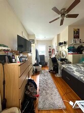 11 Henshaw St, Unit 3 in Boston, MA - Foto de edificio - Building Photo