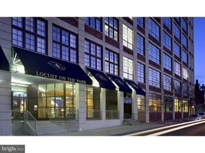 201 S 25th St, Unit 2B-523 in Philadelphia, PA - Building Photo - Building Photo