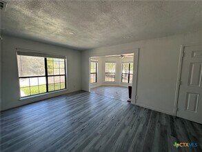 148 Discovery Ln in San Marcos, TX - Building Photo - Building Photo