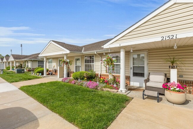 Spring Hill Villas in Spring Hill, KS - Building Photo - Building Photo