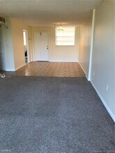 14180 SW 84th St-Unit -Apt 407G in Miami, FL - Building Photo - Building Photo