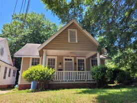 1138 S McDonough St in Montgomery, AL - Building Photo