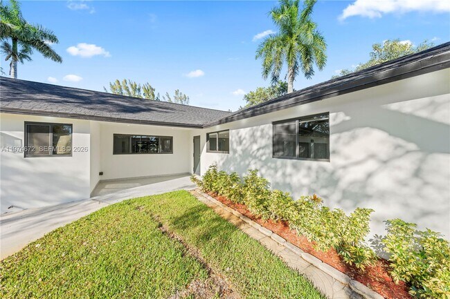 15131 SW 31st Ct in Davie, FL - Building Photo - Building Photo