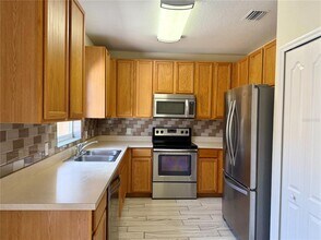 13758 Daniels Landing Cir in Winter Garden, FL - Building Photo - Building Photo