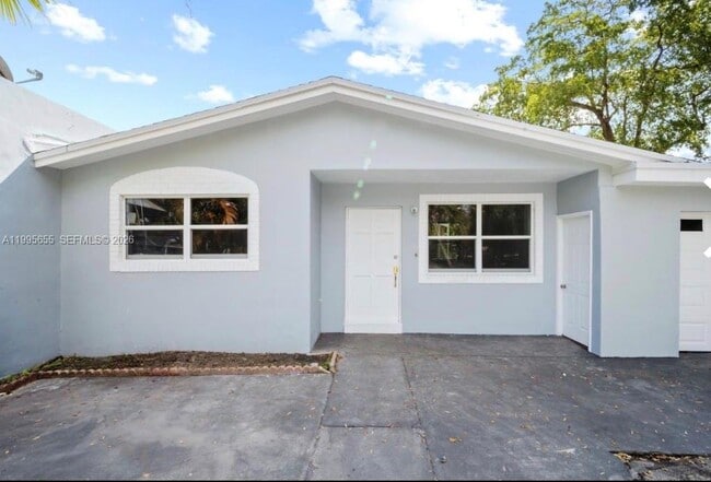 816 N Golf Dr in Hollywood, FL - Building Photo - Building Photo