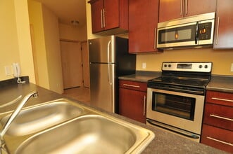 Baldwin Corners Apartments in Madison, WI - Building Photo - Building Photo