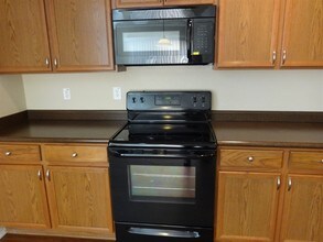 16131 Branching Oaks in San Antonio, TX - Building Photo - Building Photo
