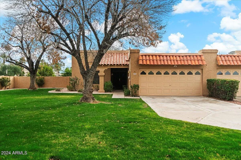9179 E Winchcomb Dr in Scottsdale, AZ - Building Photo