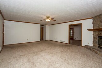 105 Bennington Dr in Stockbridge, GA - Building Photo - Building Photo