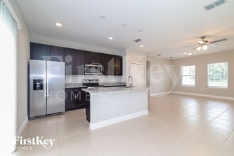 720 Martin Ln in Poinciana, FL - Building Photo - Building Photo