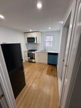 2814 Weeks Ave, Unit 1 in Oceanside, NY - Building Photo - Building Photo