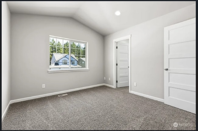 16210 9th Ave E in Spanaway, WA - Building Photo - Building Photo