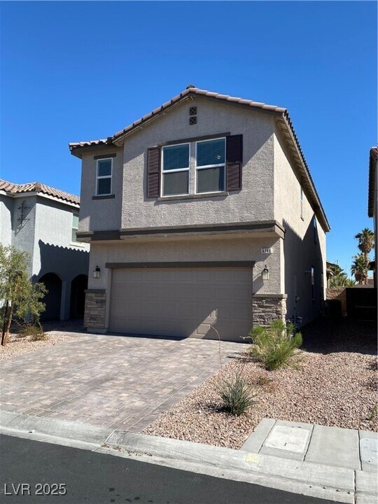 5746 Prima St in Las Vegas, NV - Foto de edificio