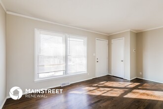 907 S Missouri St in Liberty, MO - Building Photo - Building Photo