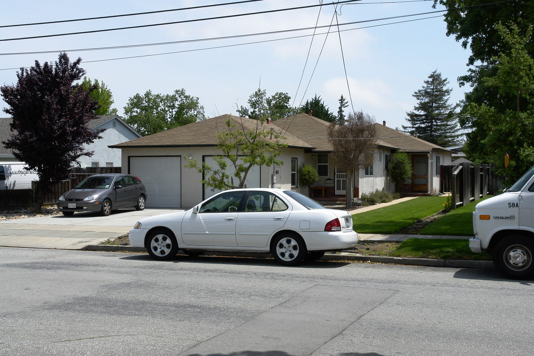 968 15th Ave in Redwood City, CA - Building Photo