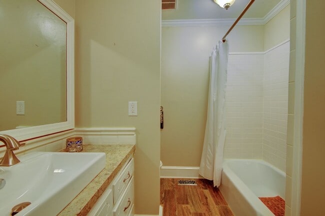 6412 Tomahawk Ln in Charlotte, NC - Building Photo - Building Photo