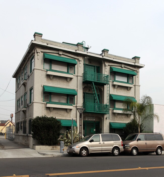 725 E 1st St in Long Beach, CA - Building Photo - Building Photo