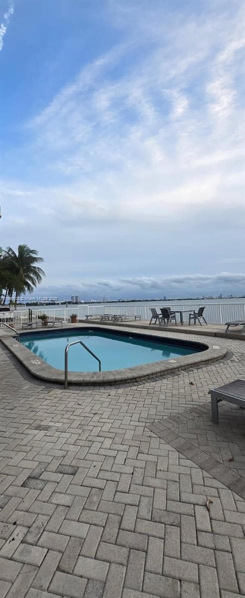 property at 2016 Bay Dr