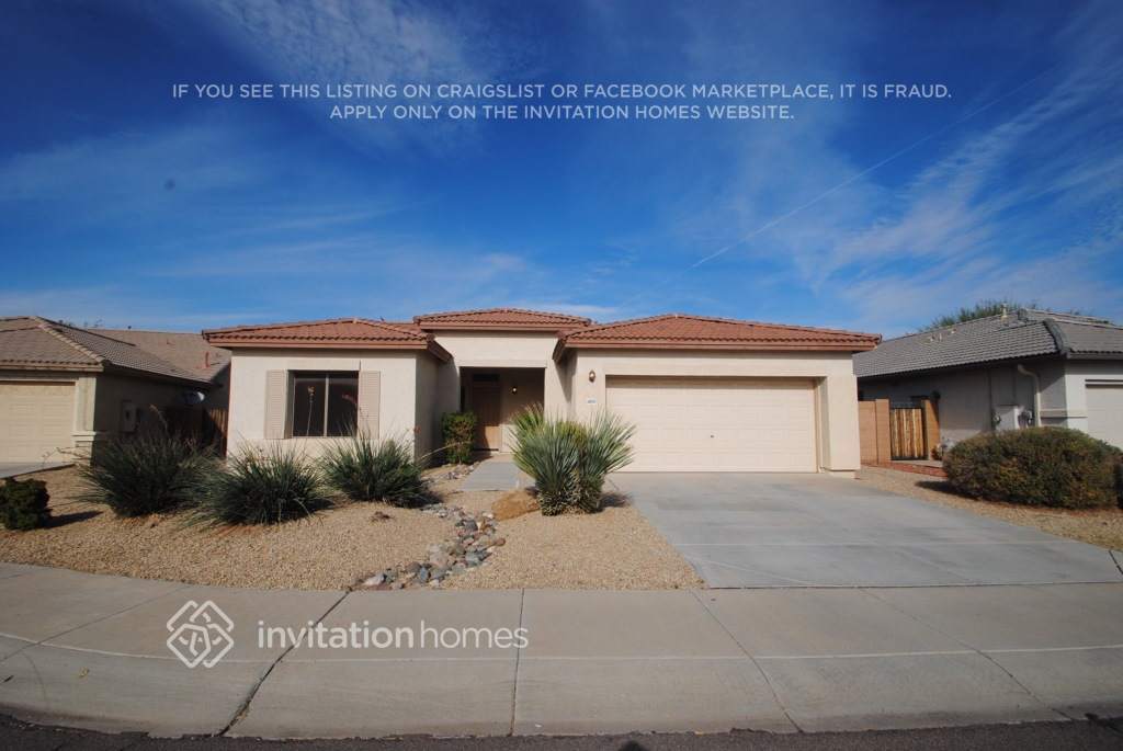 16878 W Windermere Way in Surprise, AZ - Building Photo