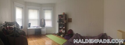 17-19-19 Washington St S in Malden, MA - Foto de edificio - Building Photo