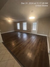 296 Dehoff Dr in Youngstown, OH - Building Photo - Building Photo