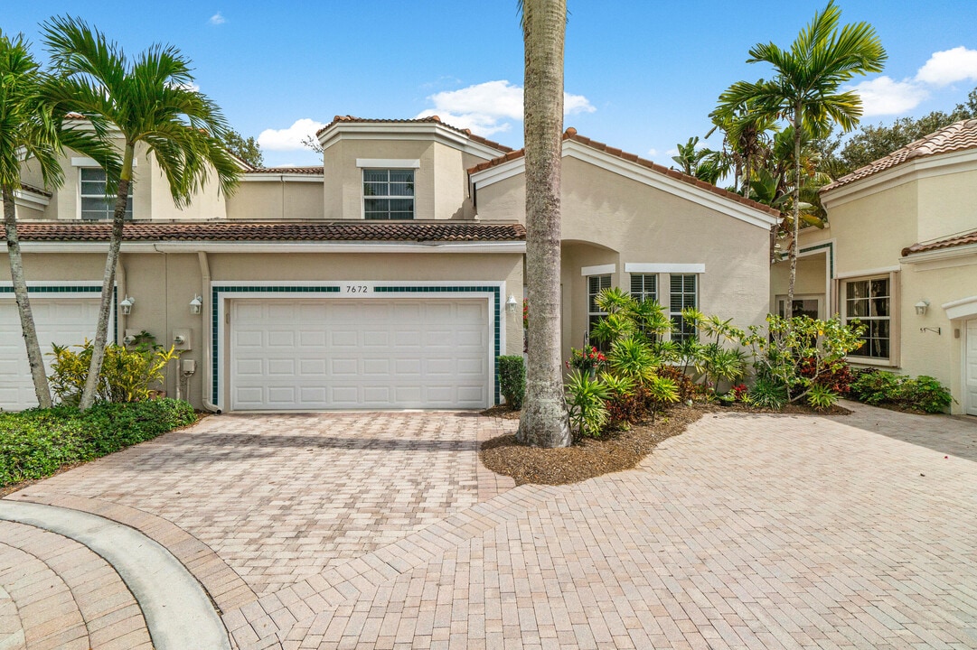 7672 Jasmine Ct in West Palm Beach, FL - Building Photo